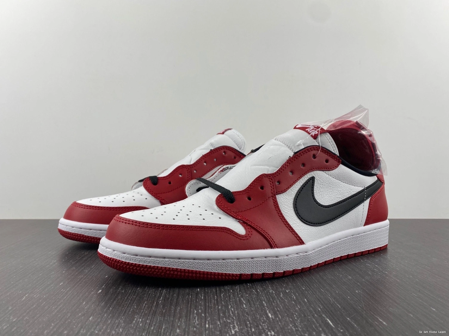 600 Jordan Low 'Chicago' 1 Retro Air 705329 - OG 1019